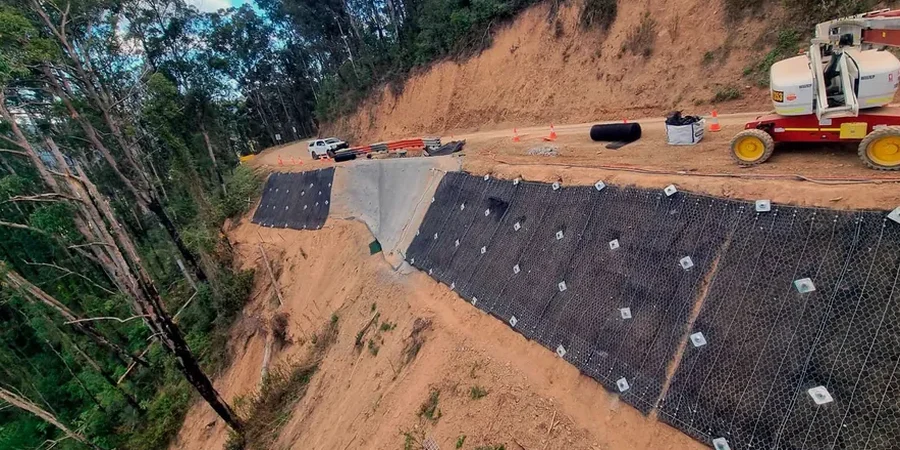 Análisis de Estabilidad de Taludes en Osorno: Ingeniería Geotécnica para Terrenos Volcánicos